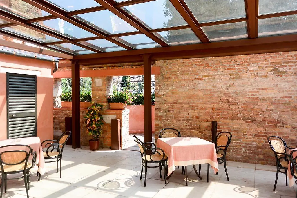 Hotel Santa Chiara Velence