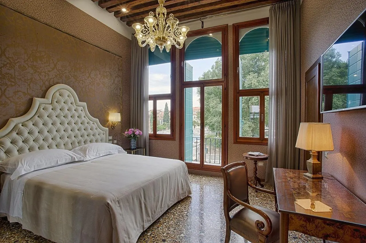 Hotel Santa Chiara Velence