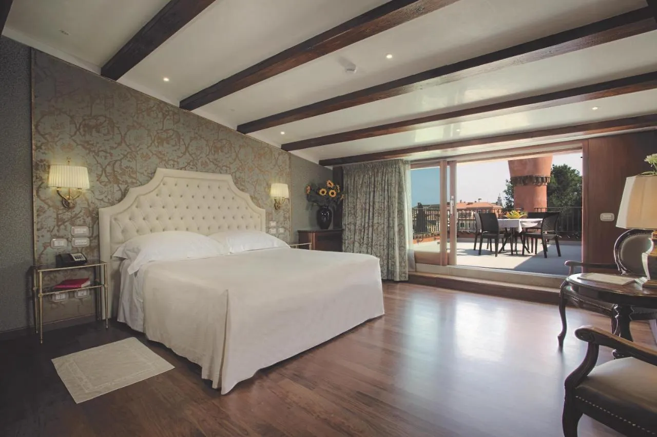 ****  Hotel Santa Chiara Velence Olaszország