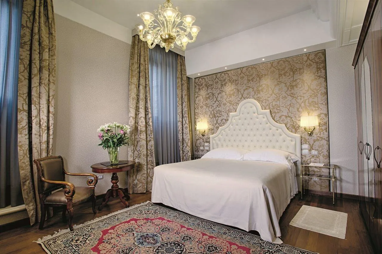 Hotel Santa Chiara Venice